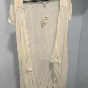 Off white P/S cap sleeve drape front open shell